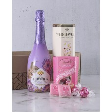 Delightfully Pink Snack Hamper (STANDARD)