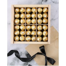 Ferrero Rocher Deluxe Tray (STANDARD)