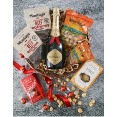 JC And Choco Savoury Snack Basket
