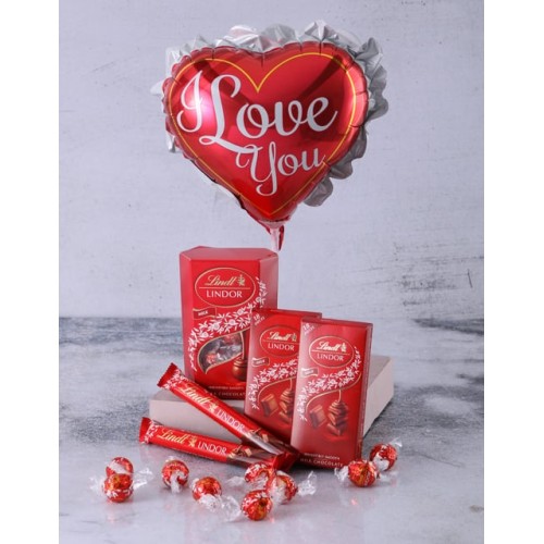 Love You Lindt Hamper (Standard)