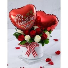 Elegant Love In A HatBox