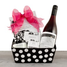 Red Wine & Apiary Spa Gift Basket