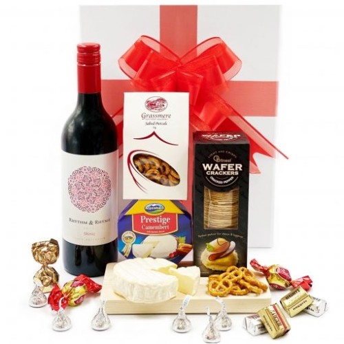Shiraz and Cheese Gift Hamper