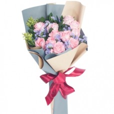 Classic 12 Pink Roses Bouquet