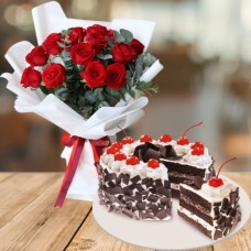 Red Roses Bouquet with Holiday Cake