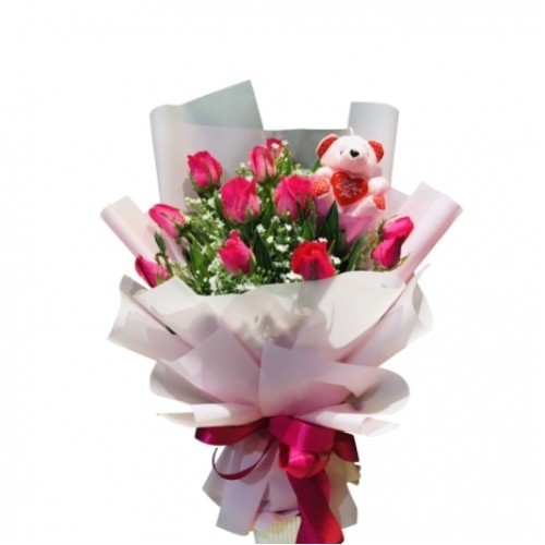 Bouquet of 12 Hot Pink Roses And  Mini Bear