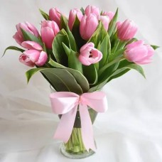 15 Stems Soft Pink Tulips in Vase