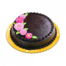 Moms Chocolate Greeting Round Cake By Goldilocks