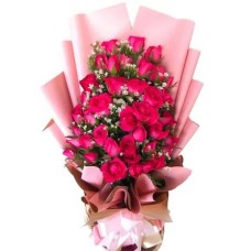 24 Pink Rose In a Bouquet