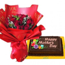 12 Mixed Roses in Bouquet with Red Ribbon Cake