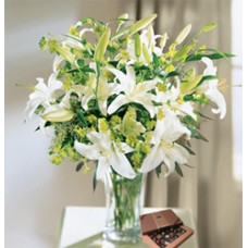 Good Wishes (6 Lily Stems + Chocolatesus)