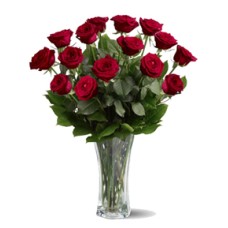 15 Roses, 15 Years (15 Roses In A Glass Vaseus)