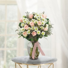 Good Times Bouquet (12 Roses)
