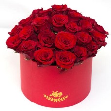 Queen of Hearts Roses & Truffles Package