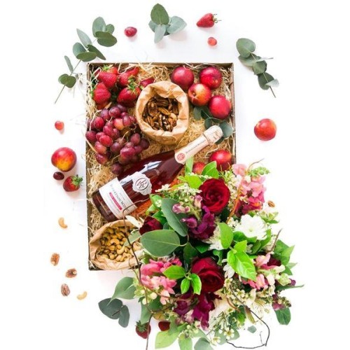 Celebrating Goodness & Flowers (Non - Alcoholic Champagne)