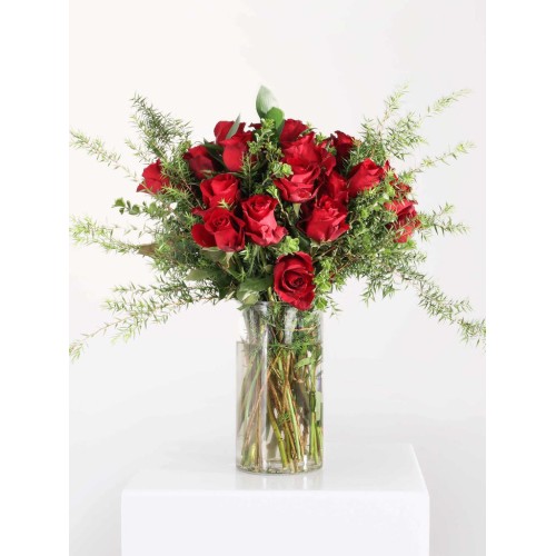 Classic Red Rose Bouquet (Single (12 Roses))