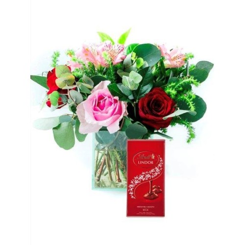 Romantic Rose + Lindt Treat
