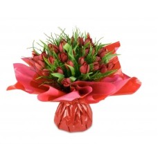 bouquet of red Caroline tulips (Small)