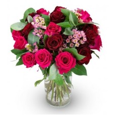 bouquet of Red Clair roses (Small)