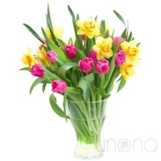 Bright Spring Bouquet