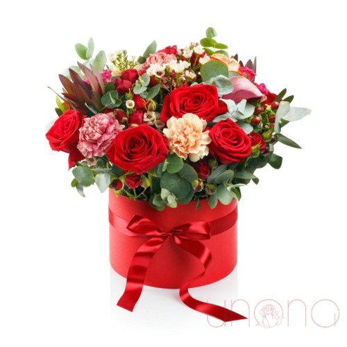 Passionate Kiss Arrangement