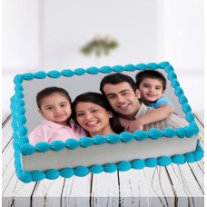 Lovely Family Photo Cake (1 Kg Vanilla Photo Cake)