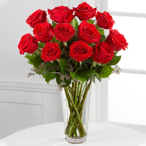 Valentine Red Roses Vase (12 Red Roses)