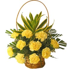 Valentine Yellow Carnation Basket (18 Flower)