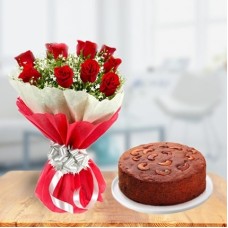 Plum cake with Red Roses bouquet (1 Kg Plum cake with 12 Red Roses bouquet)