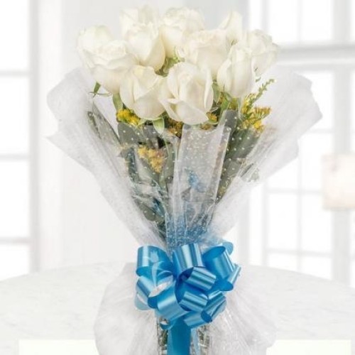 Lovely White Roses Bouquet (10 Roses)