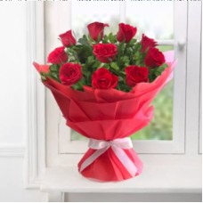Valentine 12 Delightful Red Roses Bouquet