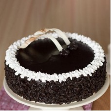 Valentine Premium Chocolate Cake with Choco Chips (Premium Chocolate Cake with Choco Chips 1 Kg)