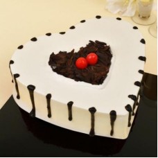Heart Shape Black Forest Cream Cake (1/2 Kg cake)