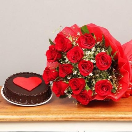 Delicious Heart Cake with Red Roses Combo (18 Red Roses and 1/2 Kg Cake)