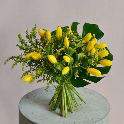 Shining Tulips Bouquet