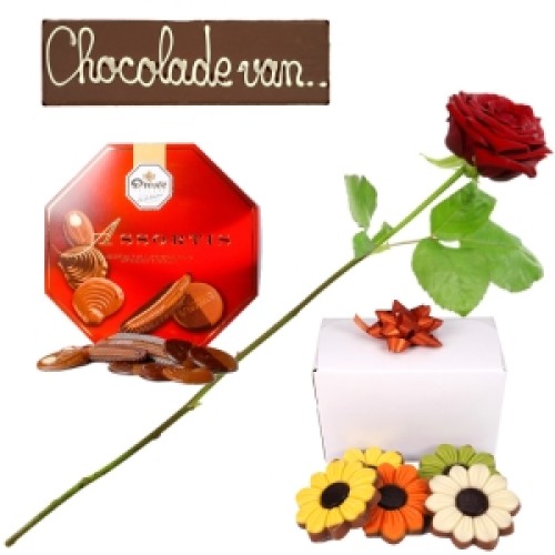 Send chocolate package (Chocolate package de luxe + fresh red rose on water)