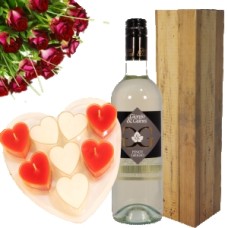 Potion and hearts candle light (Bouquet 10 red roses with leaf material + Italian white wine G&G + box with 8 hearts tea lights)