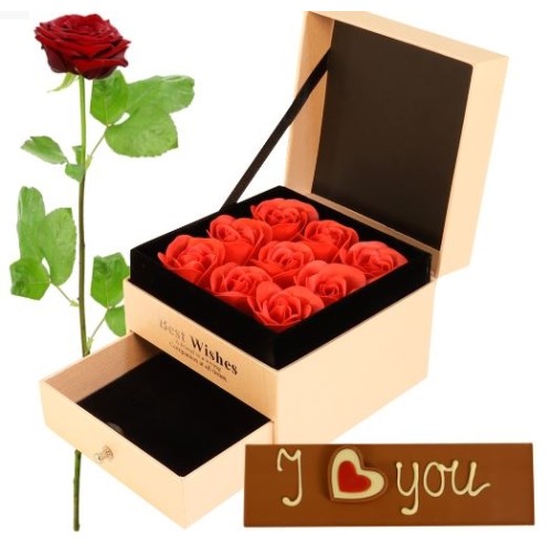 Jewelery box + I love you bar (Jewelery box with red artificial roses in the drawer + chocolate bar I love you)