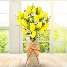 Yellow Tulip Love (Classic)