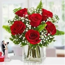 Loves Embrace Roses - Red (Classic)