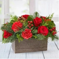 Roses & Carnation In Box (Classic)