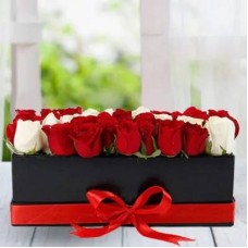 Roses In A Box (Classic)