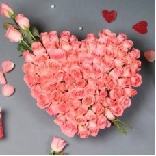 Pink Roses Heart Shaped Arrangement (Classic)