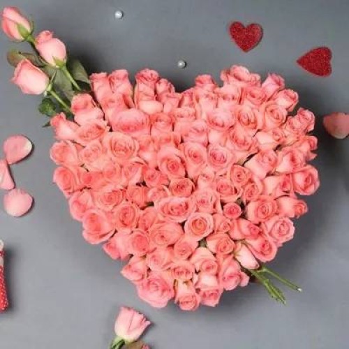 Pink Roses Heart Shaped Arrangement (Classic)