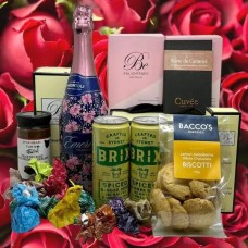 Red Roses Fragrance and Gourmet Luxury Impressor
