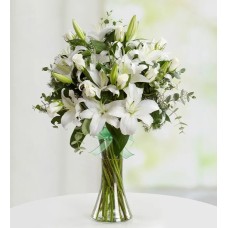 Lilium and white roses in vase
