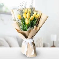 10 Fresh Yellow Tulips