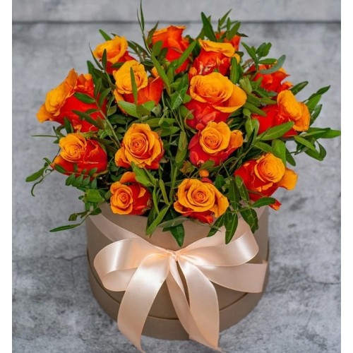 15 Orange roses in box