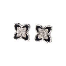 Passionate Clover Stud Earrings