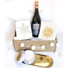 93 Point Pinot Noir and Wine DÃ©cor Gift Set by ReadyFestive